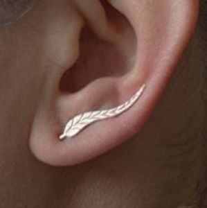 🎆 2 for $15🎆 Gold or Silver leaf Ear Climbers